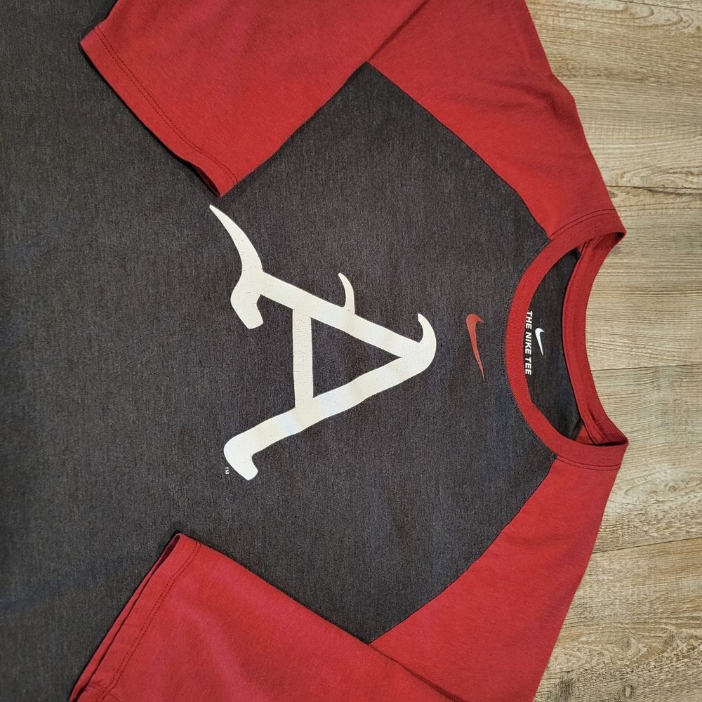 Nike Tee Athletic Cut University of Arkansas Baseball Tee Shirt Mens Size Large - Picture 2 of 5